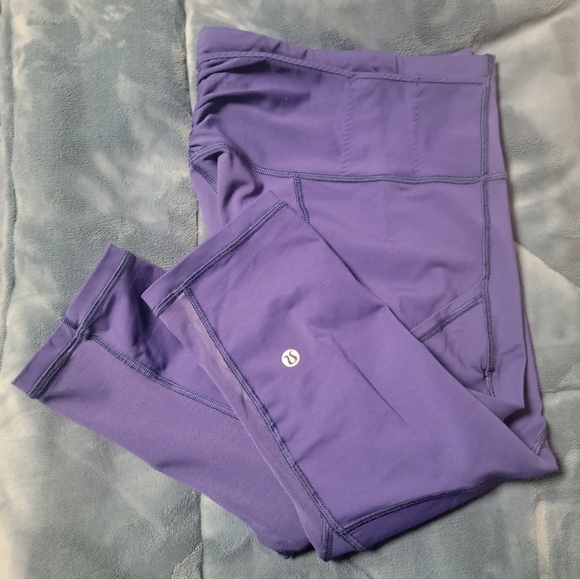 144- Lululemon Pant - Picture 1 of 4